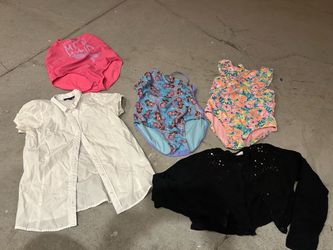 Girls Clothing Bundle – size 14/16