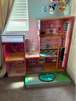 Barbie Doll House