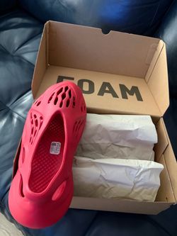 Yeezy foam runners