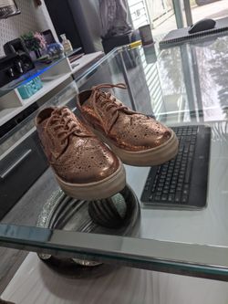 Women's sneakers Shoedazzle