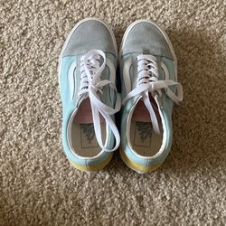 COLOR BLOCK VANS SIZE 5.5