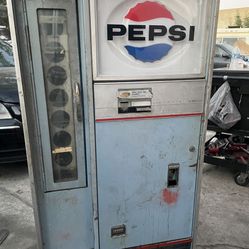 Vintage Pepsi Machine 