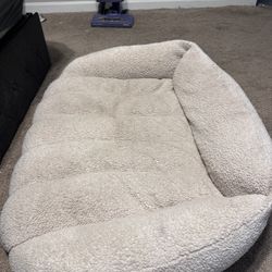 Large Dog Bed 🐾