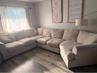 Sectional couch