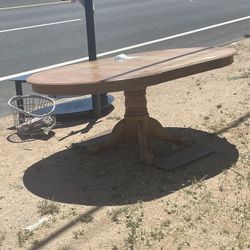 FREE CURB ALERT ‼️ Vintage Kitchen Table Entertainment Center