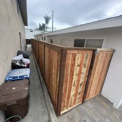 Gate