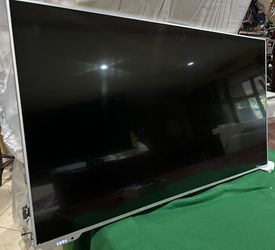 LETV TV 55” 3D NEW IN BOX SMART FREE HDMI CABLE L553AN HD ANTENNA