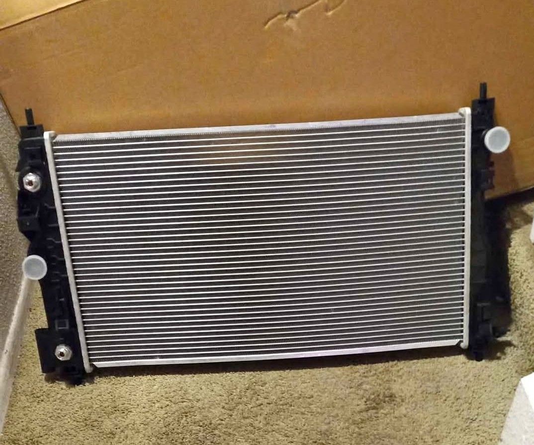 Radiator for Buick Lacrosse, Chevy Malibu, Impala