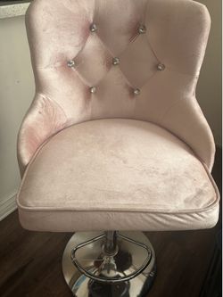 Vanity chair