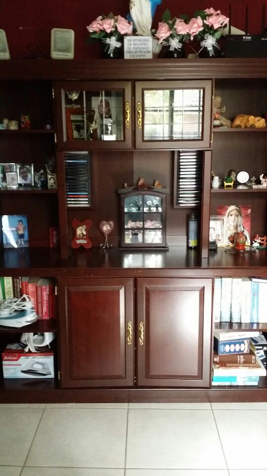 Desk with Hutch