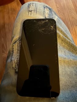 iPhone 16 E