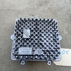 2018 To 2022 Land Rover Front Headlight Module 