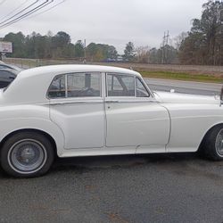 Bentley S2