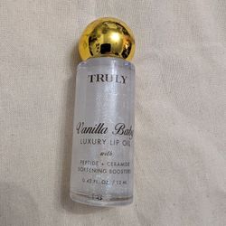 Brand New Truly vanilla baby luxury lip oil with peptide+ceramide