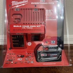 Milwaukee M18 XC 5.0 Battery And Charger 