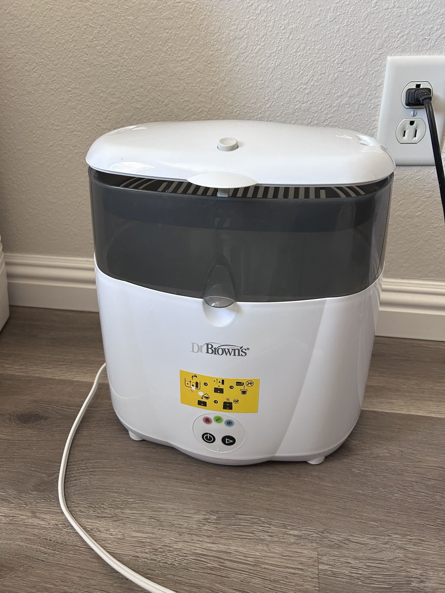 Dr browns Baby Bottle Sterilizer