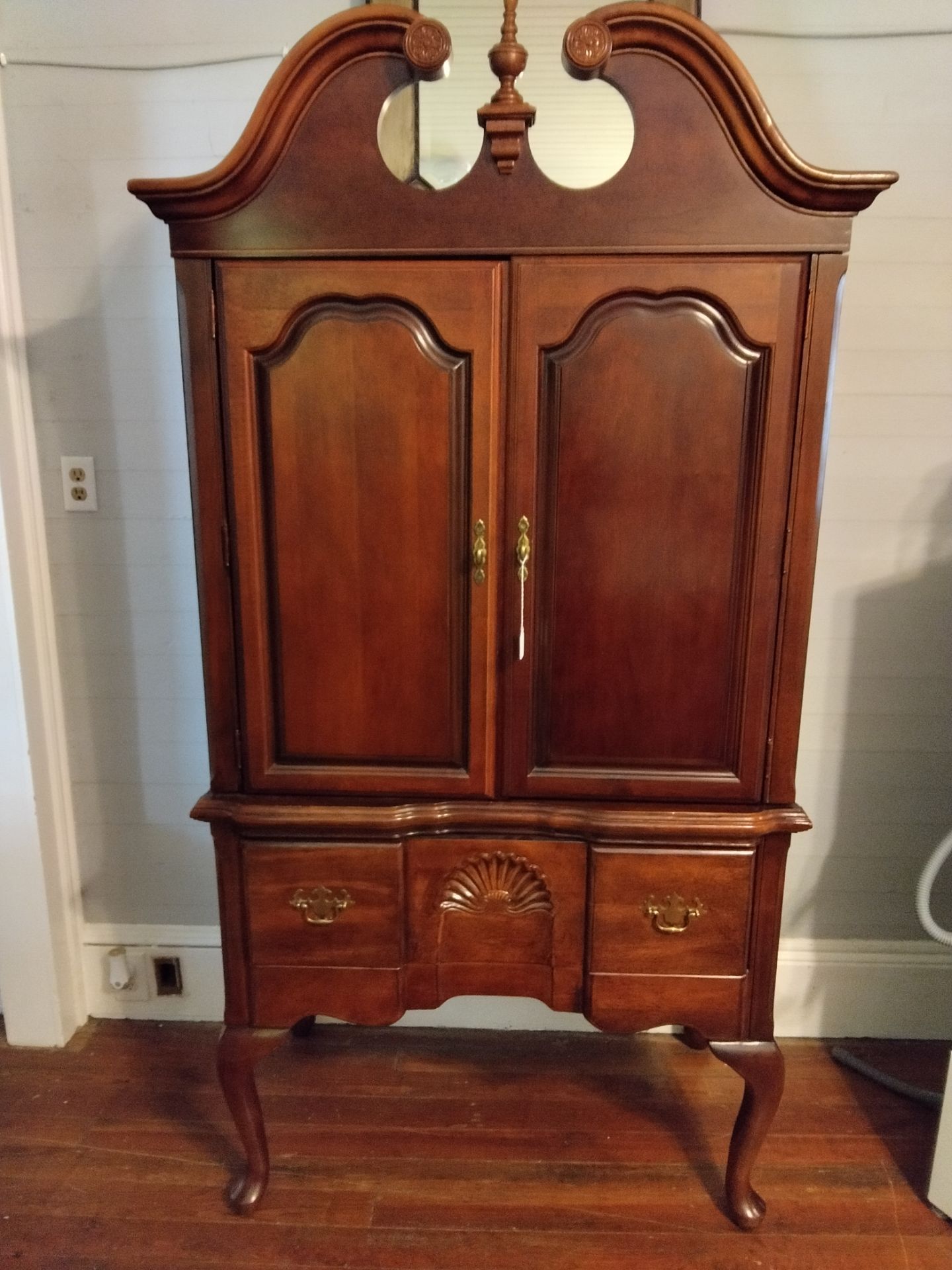 Queen Anne Style TV Armoire/ Entertainment Cabinet