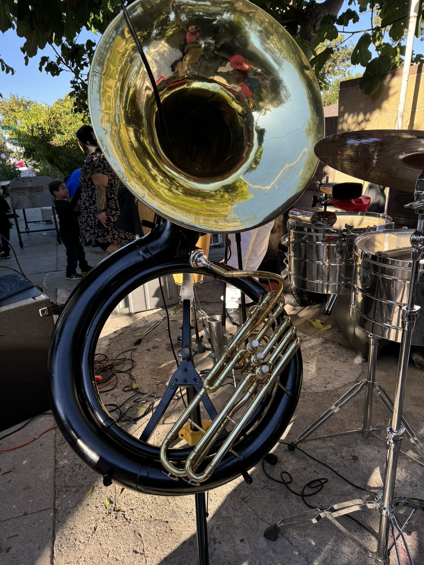 Tuba Olds Si Bemol En Buenas Condiciones Solo Detalles De Uso