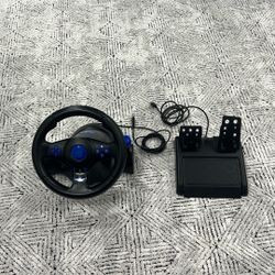 PS4 Steering Wheel With Peddles Brand New Works Perfectly