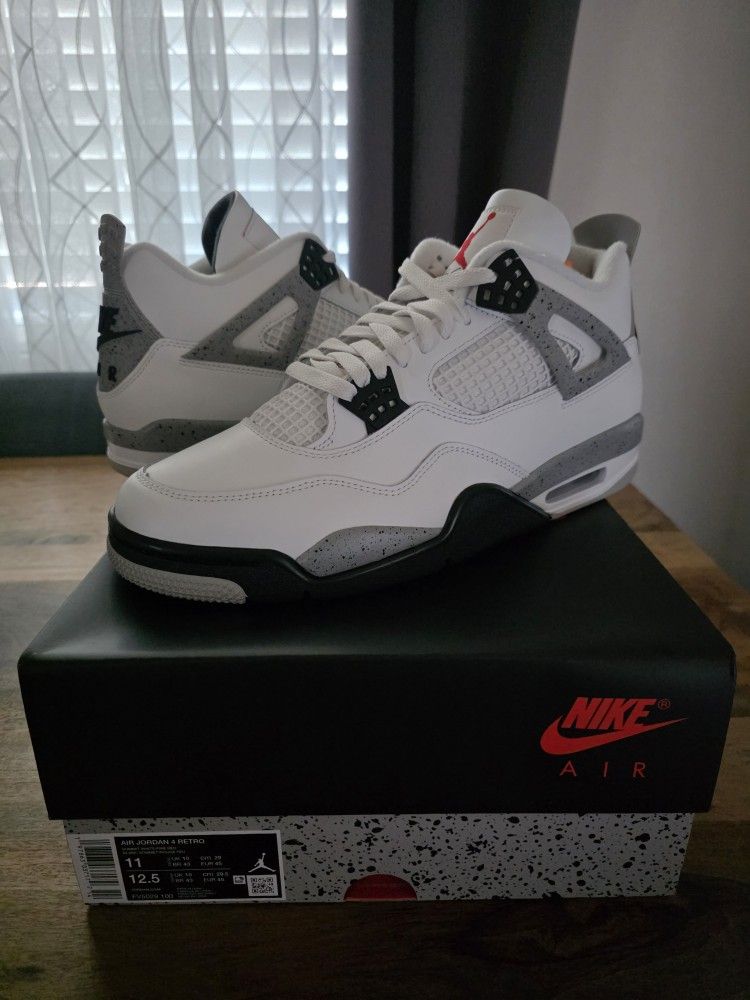 Air Jordan 4 White Cement 2025 Size 11 DS Brand New
