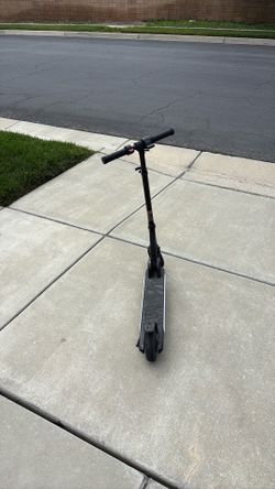 Kids electric scooter