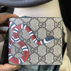 Gucci wallet snake