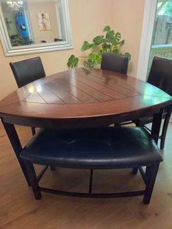 Dining table $80