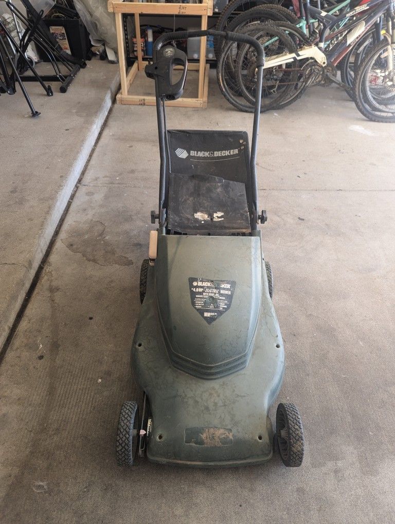 Electric Lawn Mower Black & Decker