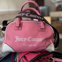 Juicy Couture Pink purse With Strap 