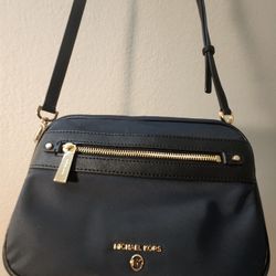 Michael Kors Jet Set Charm Large East/West Crossbody Bag 