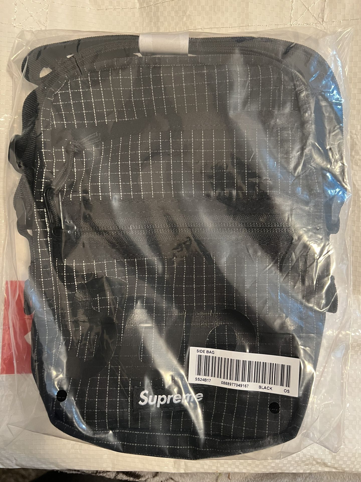 New Supreme Shoulder Bag Ss24 Black New Unopened