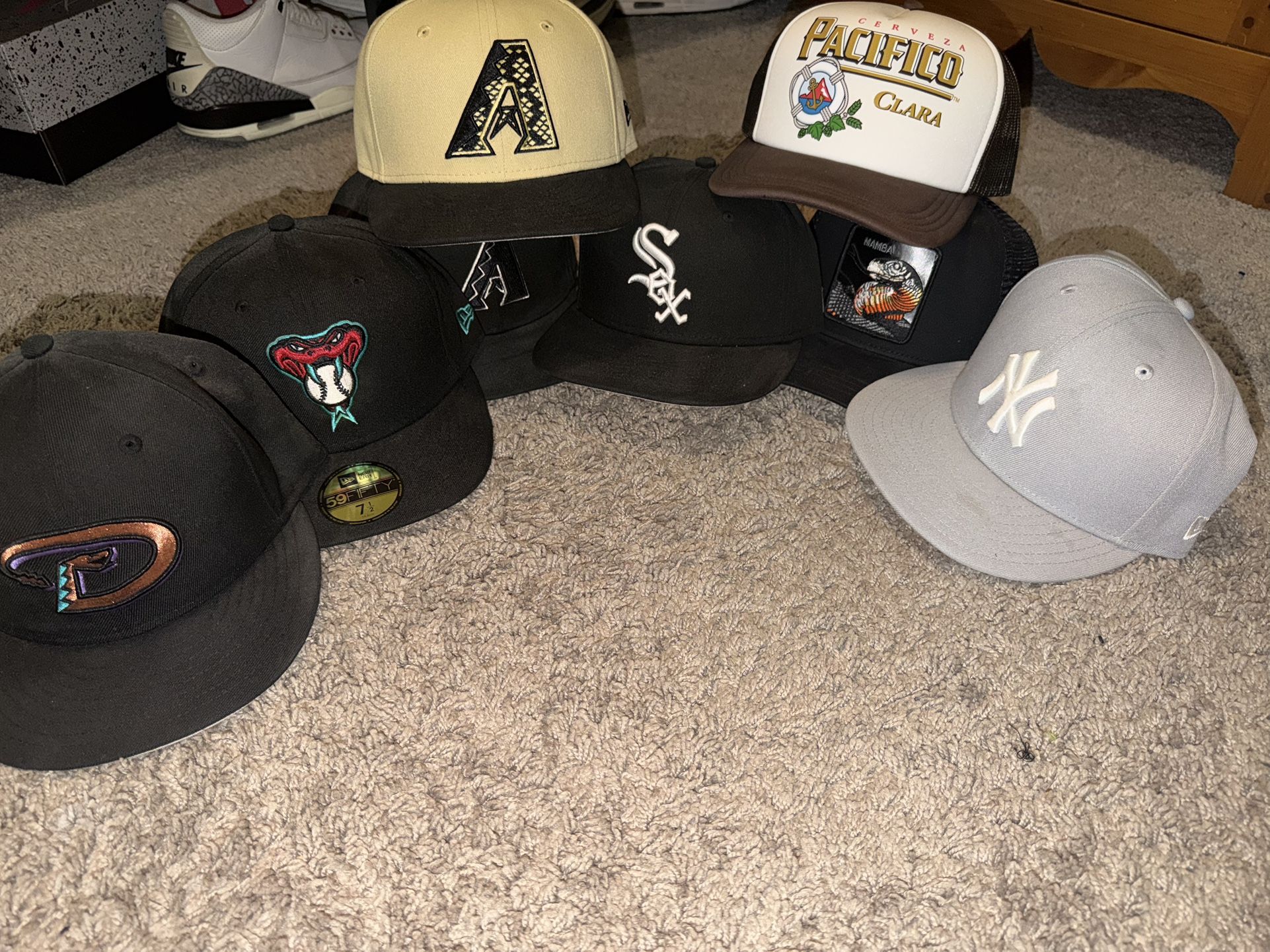 fitted/Snapback hats