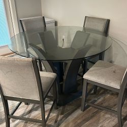 Dinning Room Glass Table 