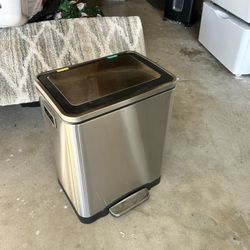Double Trashcan