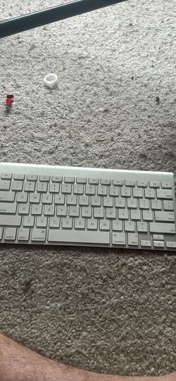 Apple Bluetooth Keyboard