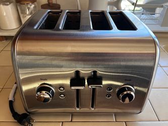 Stainless steel KitchenAid 4-slice toaster in great condition