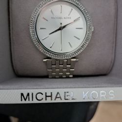 Michael Kors Watch  Woman 