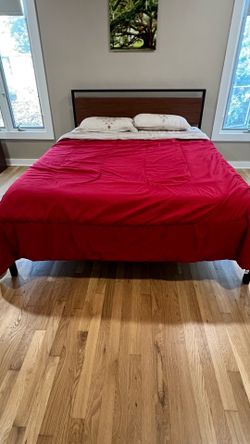 $85 OBO - Queen Metal platform bed frame in excellent condition