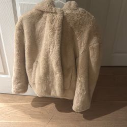 Zara - Fuzzy hooded jacket- S 