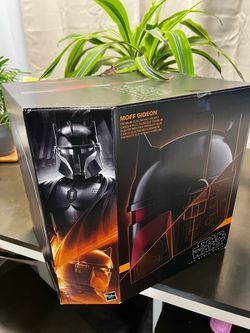 Star Wars Black Series Moff Gideon Premium Electronic Helmet