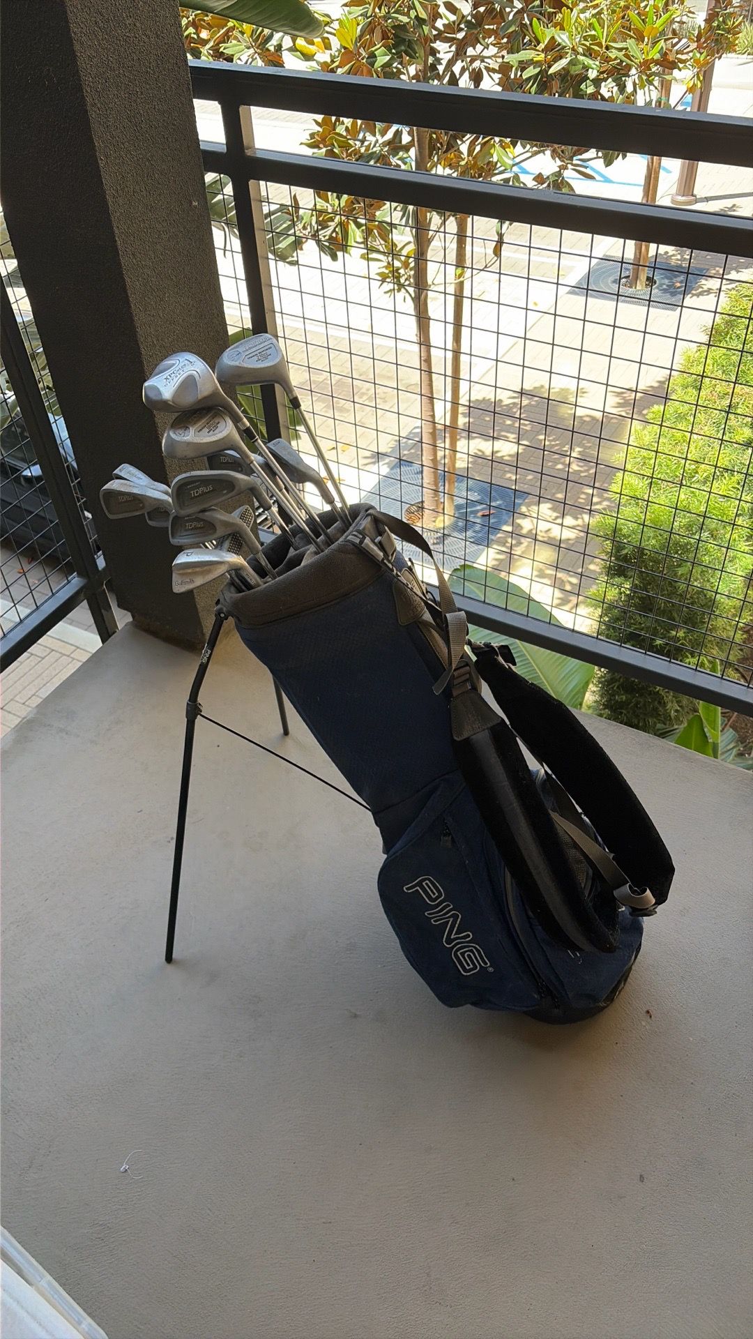 Golf clubs