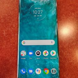 Motorola Edge (2020) - POWERS ON /or  FOR PARTS