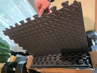 12x Foam Gym Mats w minor damage-
