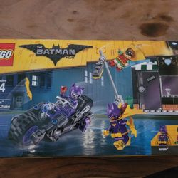 Lego Batman Movie Catwoman Catcycle Chase for Sale in El Paso