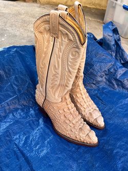 Tan Caiman Boots