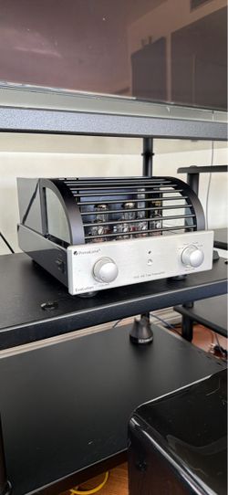 PrimaLuna EVO 100 Tube Preamplifier – High-End Audiophile Hi-Fi