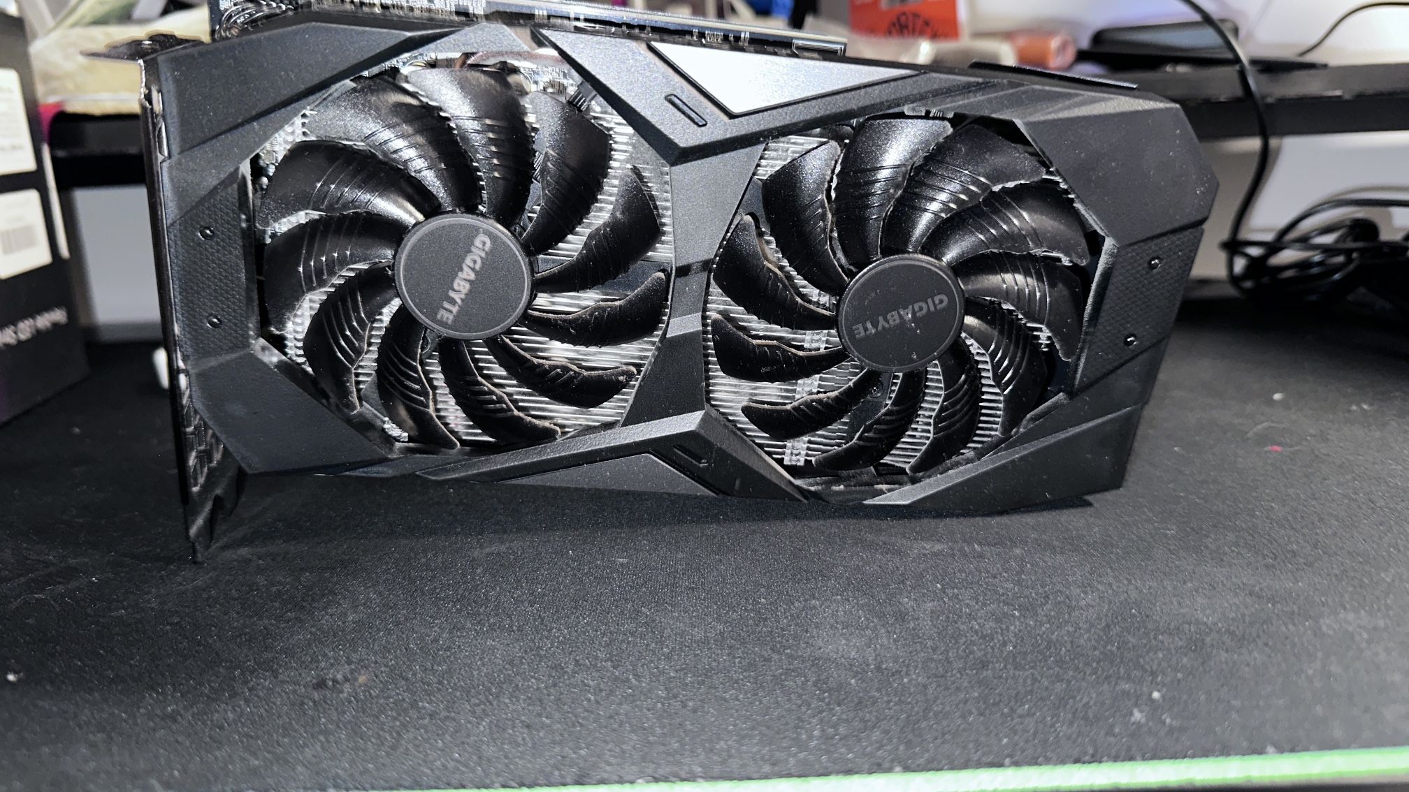 GIGABYTE GeForce RTX 2060 D6 V2 6GB Graphics Card Black