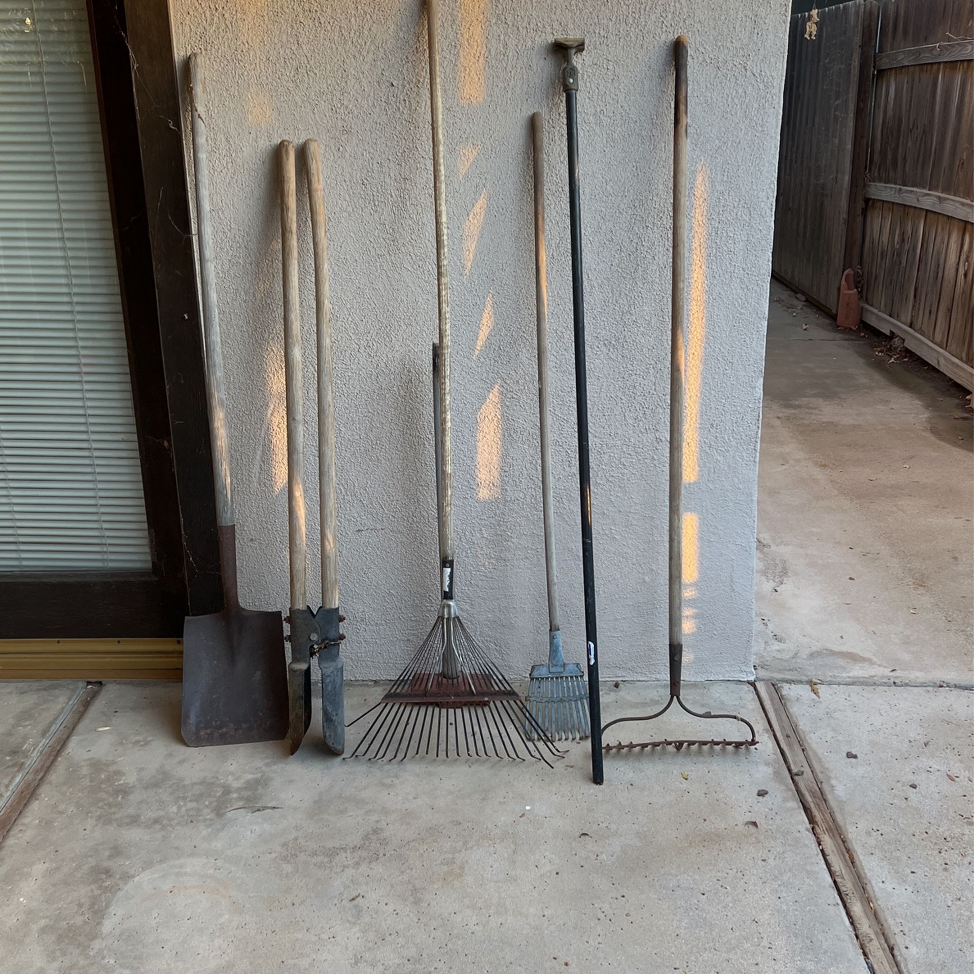 Gardening And Other Tools Package