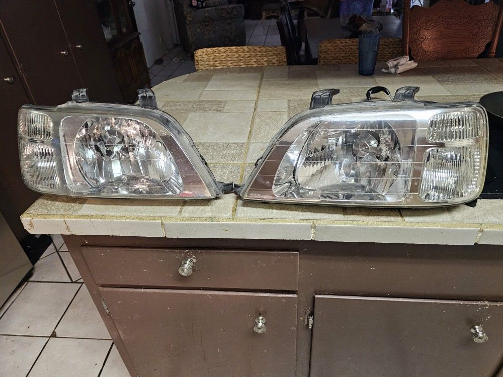 98 Honda Crv Headlights