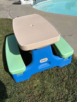 Little Tikes Picnic & Play Table